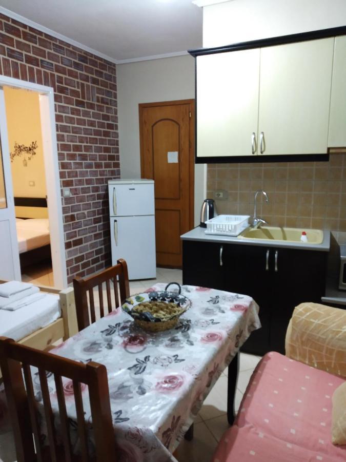 Altin Skrapari Guesthouse 卡萨米尔 外观 照片