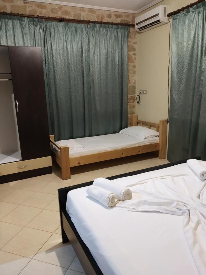 Altin Skrapari Guesthouse 卡萨米尔 外观 照片