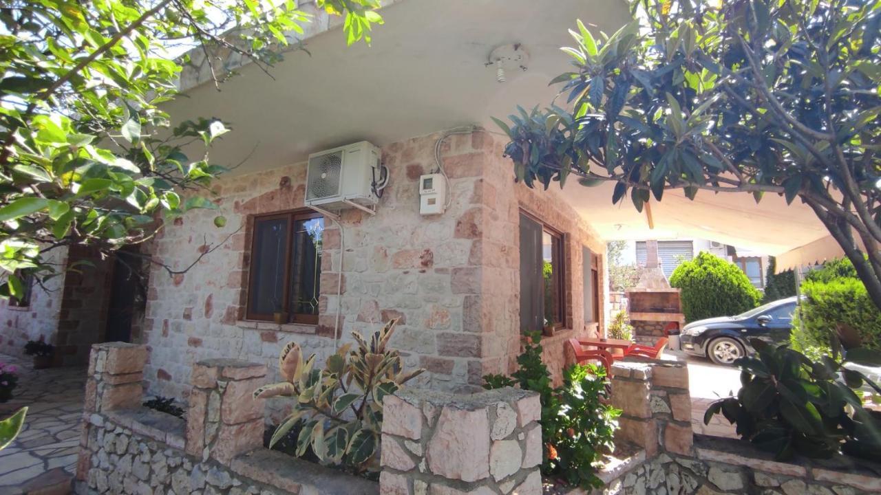 Altin Skrapari Guesthouse 卡萨米尔 外观 照片