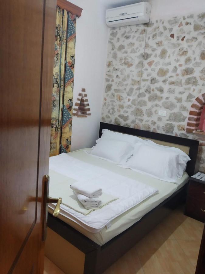 Altin Skrapari Guesthouse 卡萨米尔 外观 照片