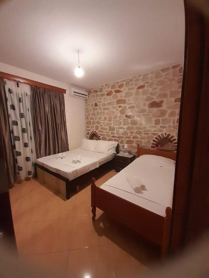 Altin Skrapari Guesthouse 卡萨米尔 客房 照片